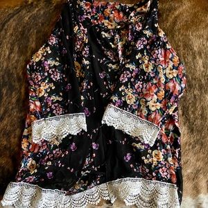 Floral Kimono with Lace Trim